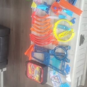Hot Wheels Track Builder Unlimited Triple Loop (with extras)